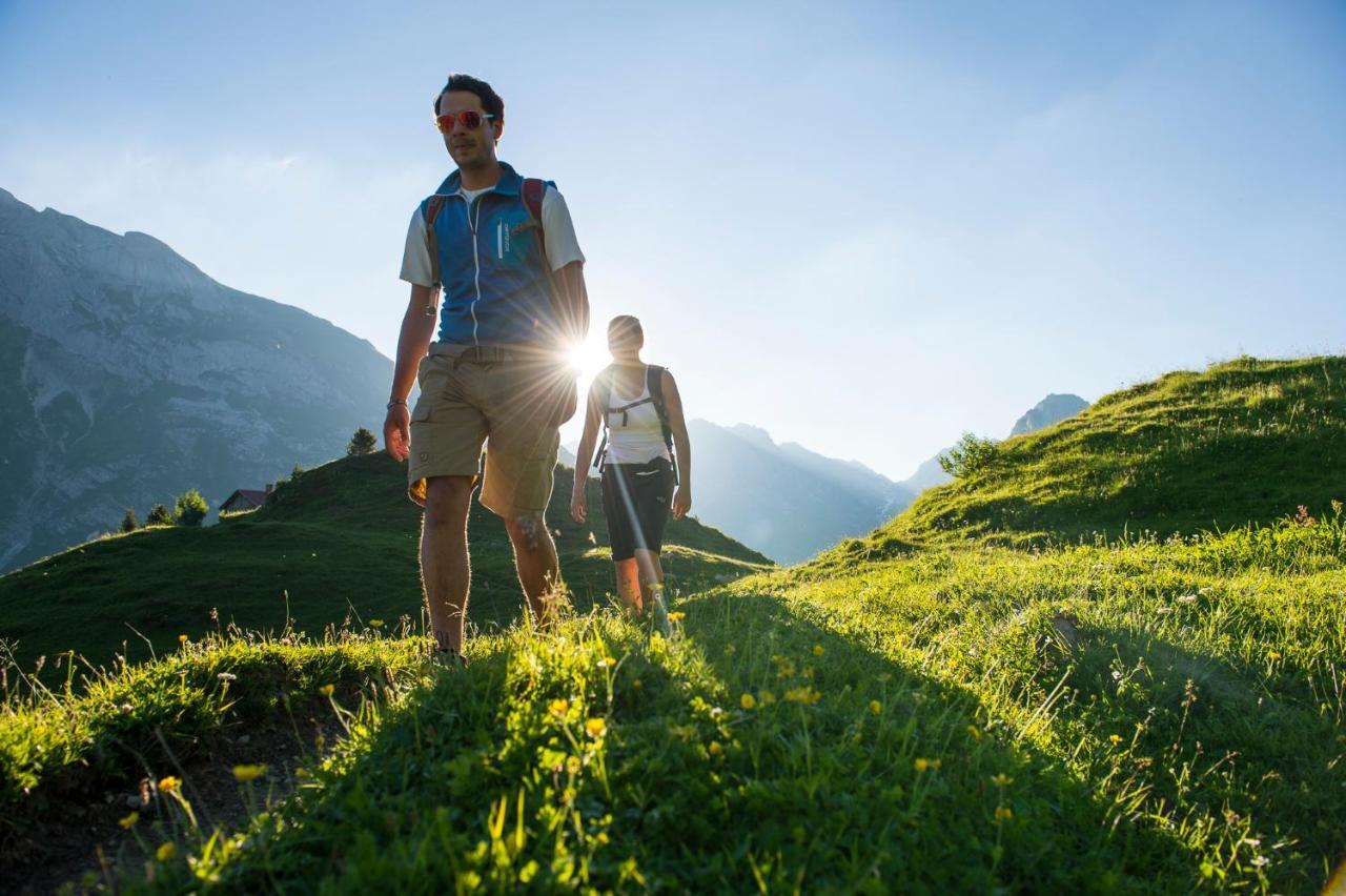 Alpine Lodge Kloesterle Am Arlberg Bagian luar foto