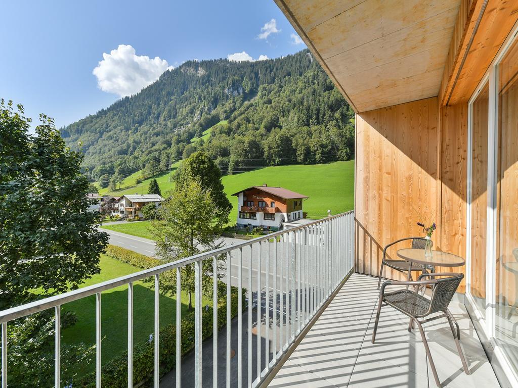 Alpine Lodge Kloesterle Am Arlberg Bagian luar foto