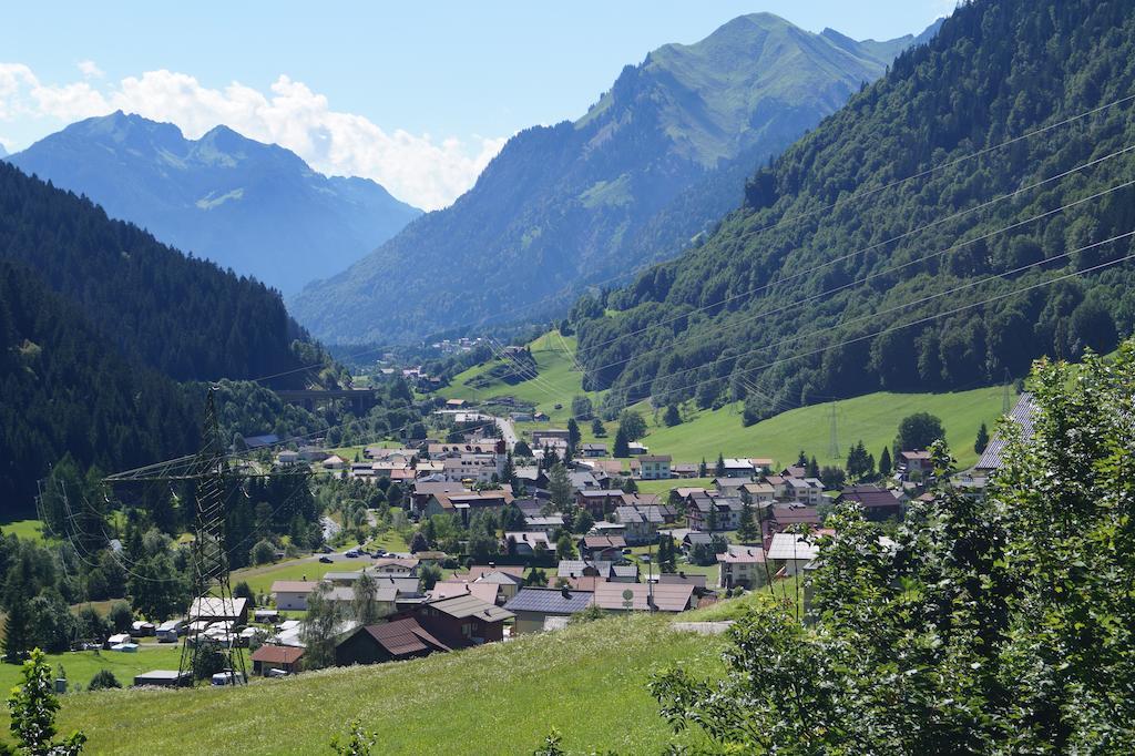 Alpine Lodge Kloesterle Am Arlberg Bagian luar foto