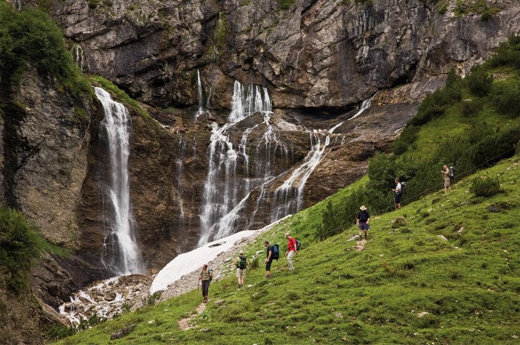 Alpine Lodge Kloesterle Am Arlberg Bagian luar foto