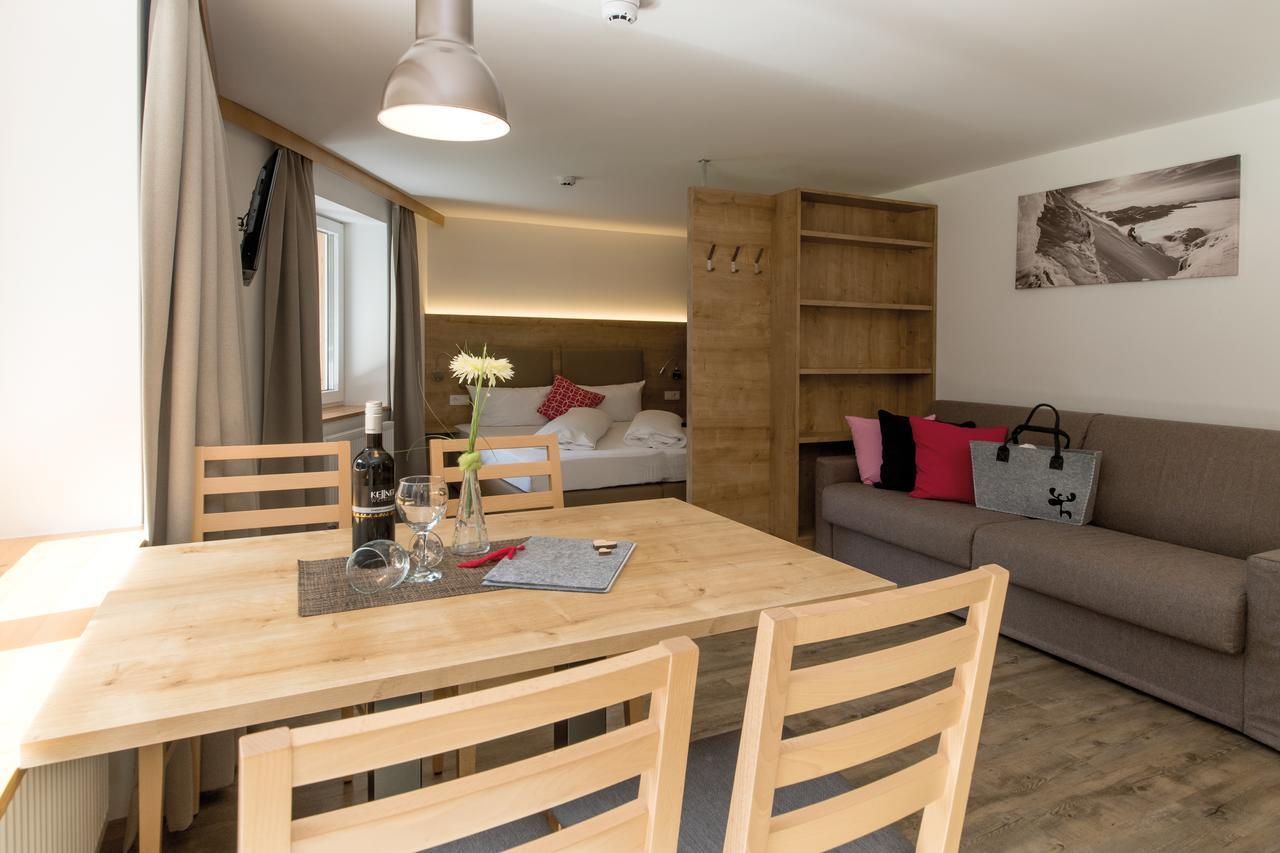 Alpine Lodge Kloesterle Am Arlberg Bagian luar foto