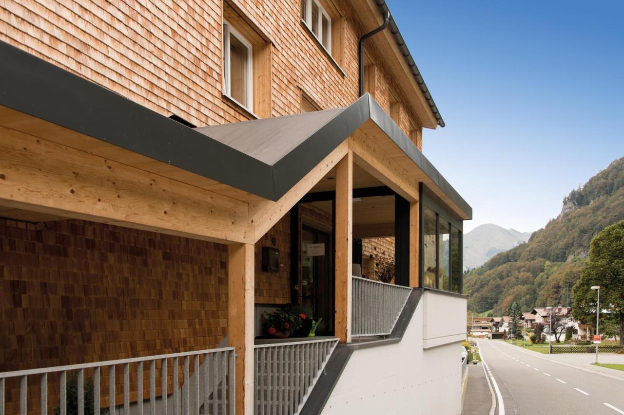 Alpine Lodge Kloesterle Am Arlberg Ruang foto