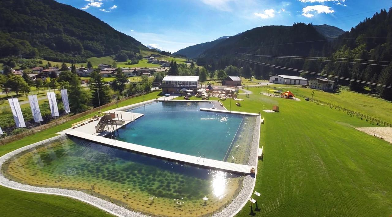 Alpine Lodge Kloesterle Am Arlberg Bagian luar foto
